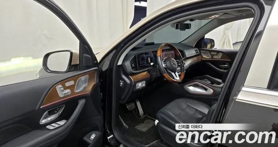 Mercedes-Benz Gls-Class 