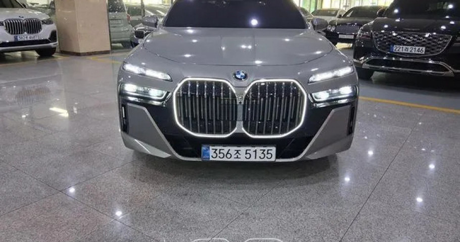 Bmw 7-Series 