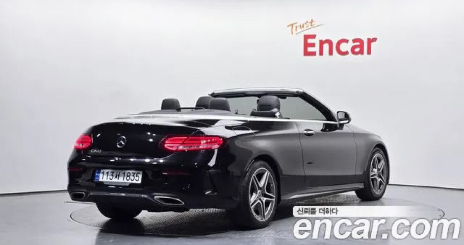Mercedes-Benz C-Class 
