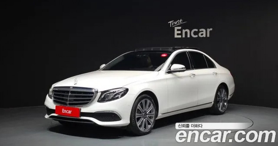 Mercedes-Benz E-Class 