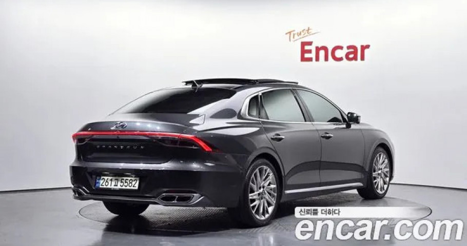 Hyundai Grandeur 