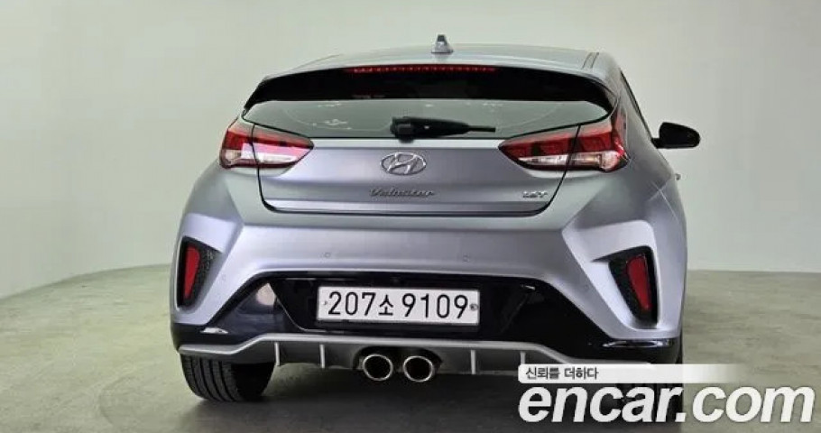 Hyundai Veloster 