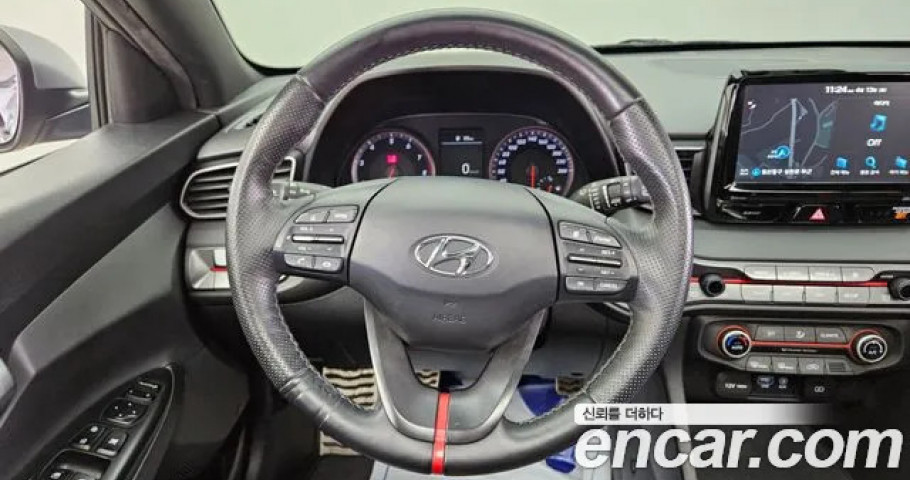 Hyundai Veloster 