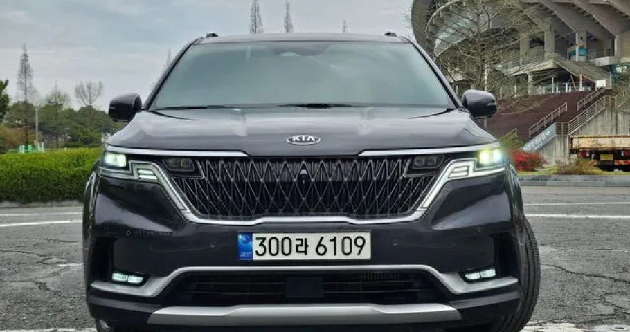 Kia Carnival 