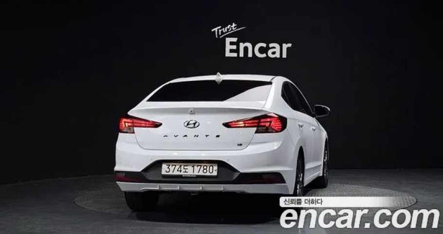 Hyundai Avante (Elantra) 