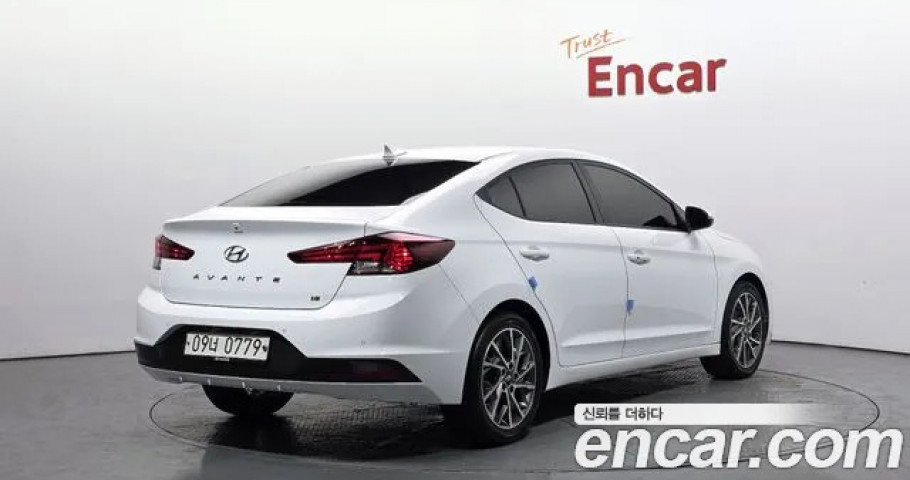 Hyundai Avante (Elantra) 