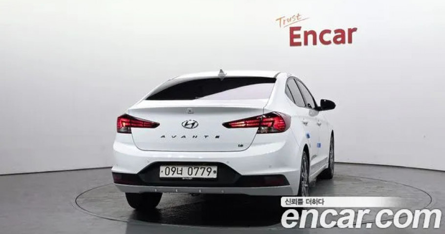 Hyundai Avante (Elantra) 