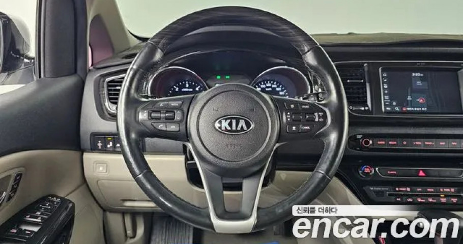 Kia Carnival 