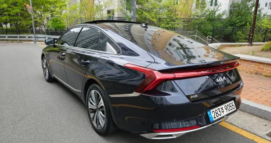Kia K8 