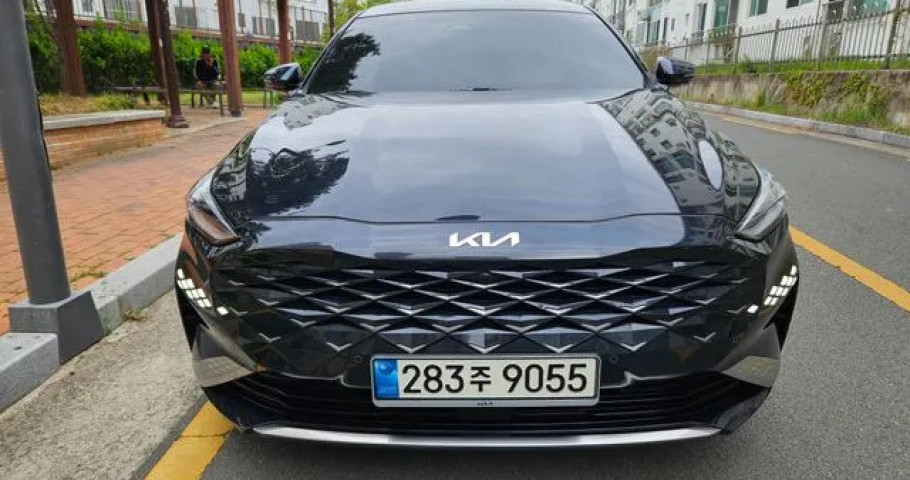 Kia K8 