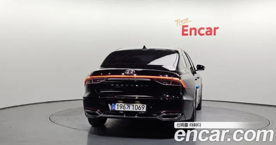 Hyundai Grandeur 