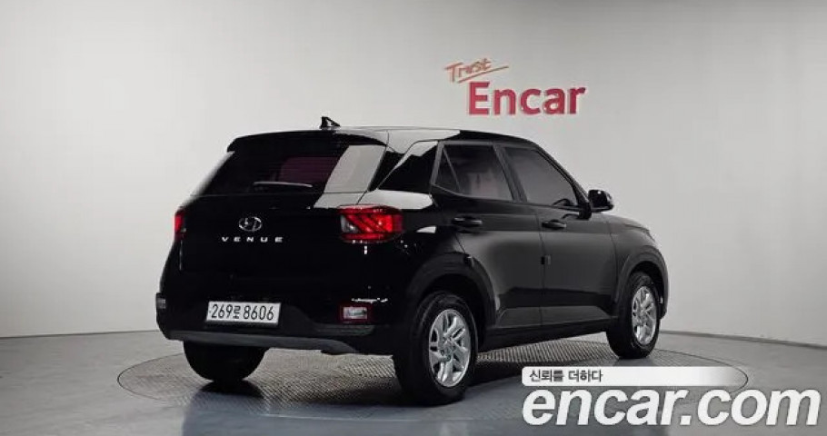 Hyundai Venue 