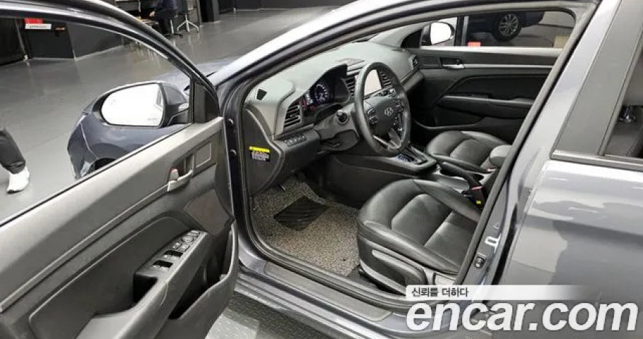 Hyundai Avante (Elantra) 