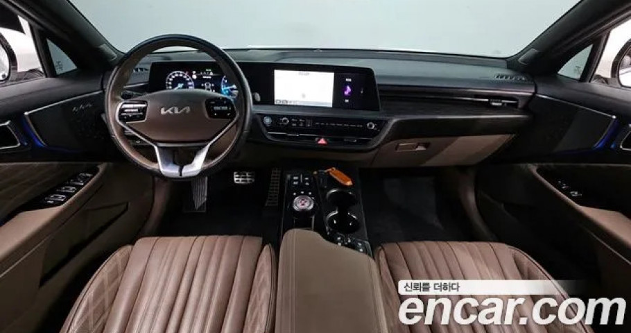 Kia K8 