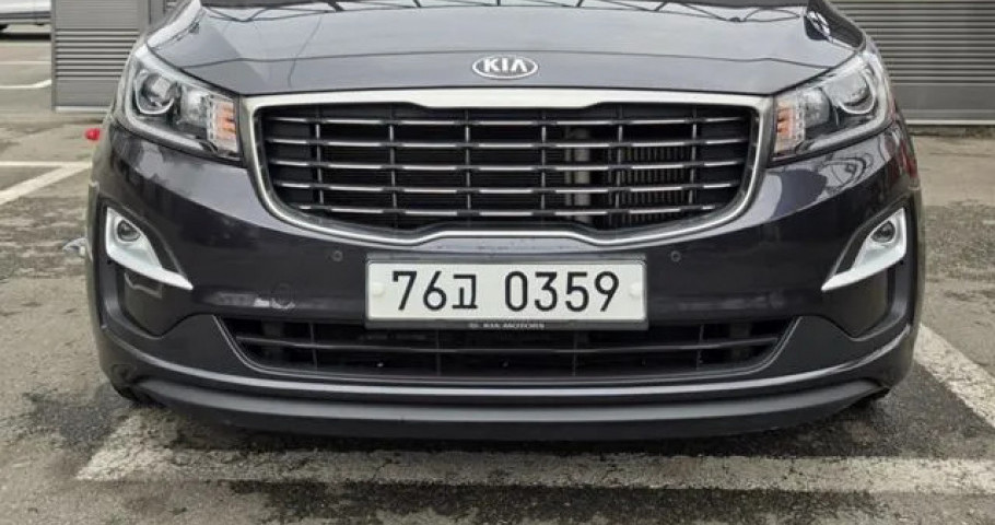 Kia Carnival 