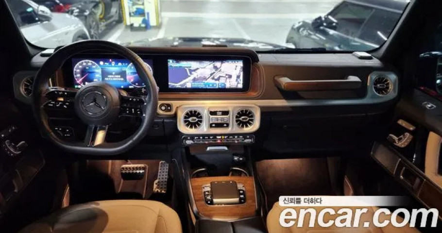 Mercedes-Benz G-Class 