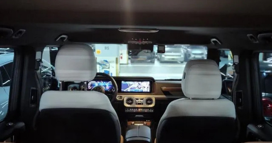 Mercedes-Benz G-Class 