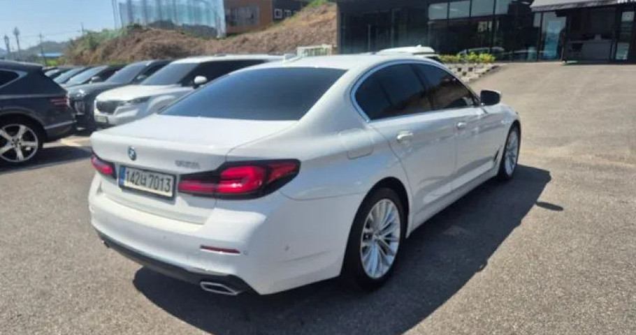 Bmw 5-Series 