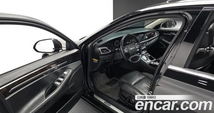 Genesis G90 