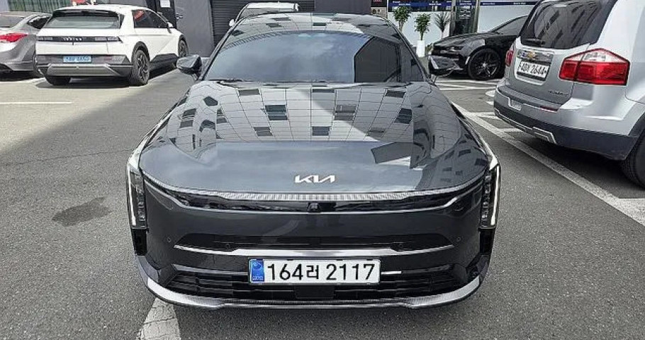 Kia K8 