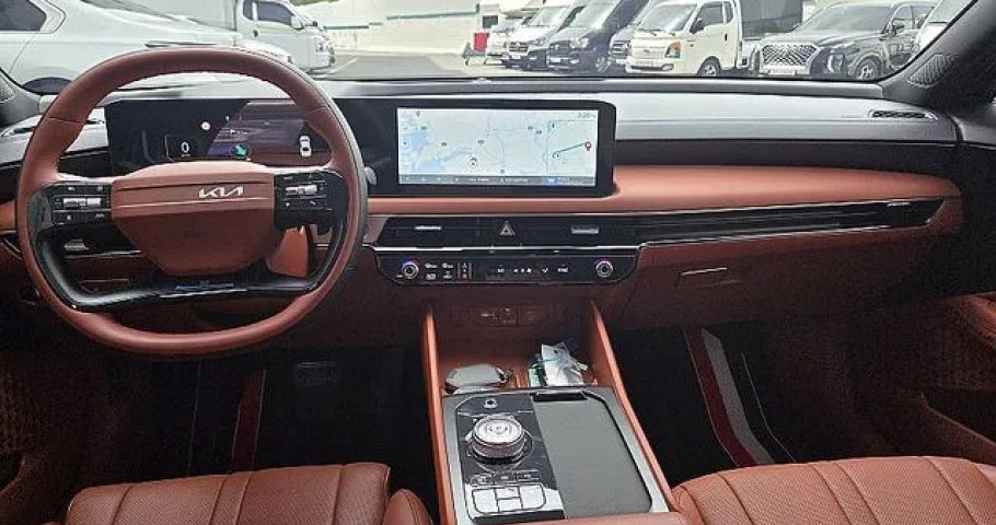 Kia K8 