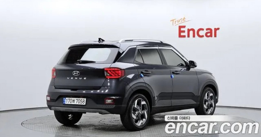 Hyundai Venue 
