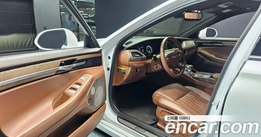 Genesis G90 