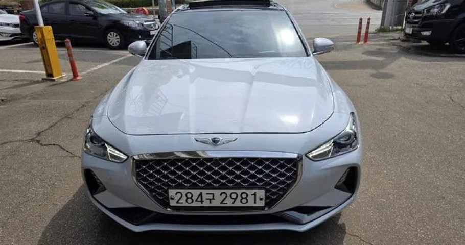 Genesis G70 