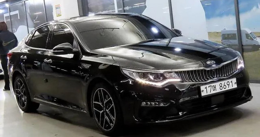 Kia K5 