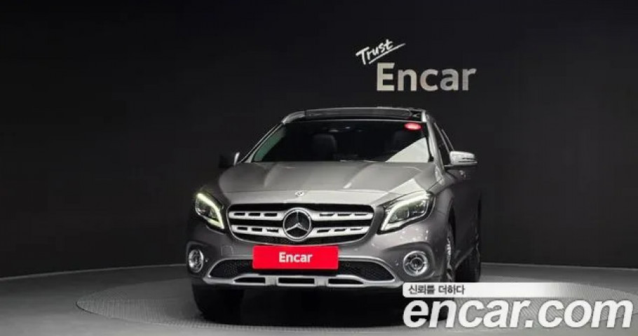Mercedes-Benz Gla-Class 