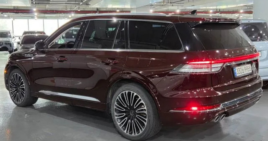 Lincoln Aviator 