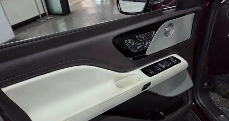 Lincoln Aviator 