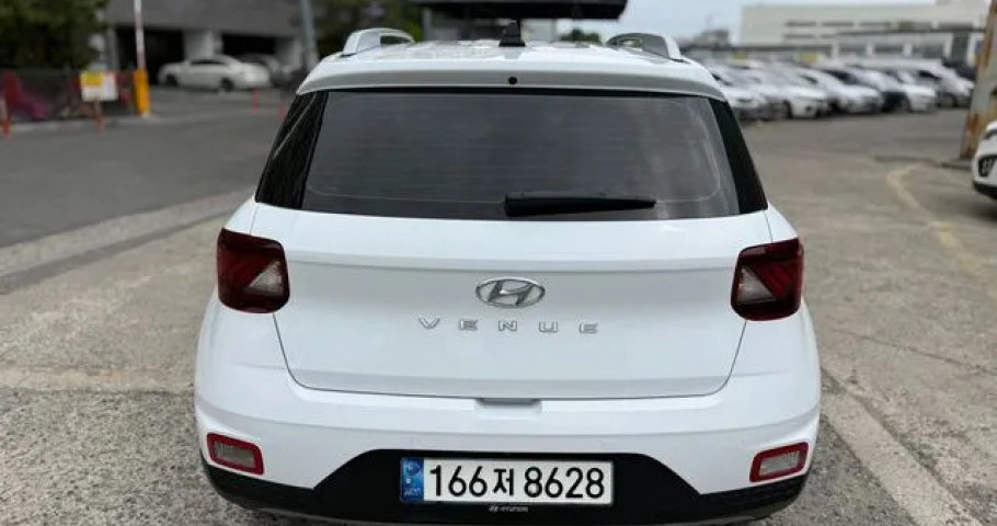 Hyundai Venue 