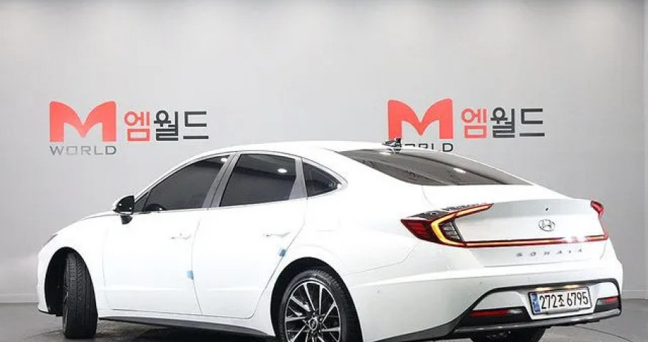 Hyundai Sonata 