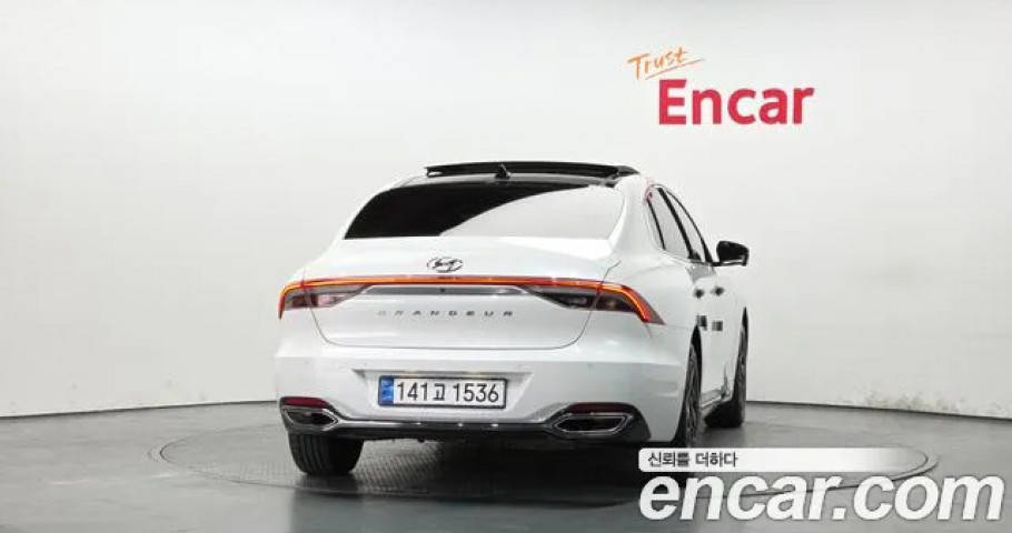 Hyundai Grandeur 