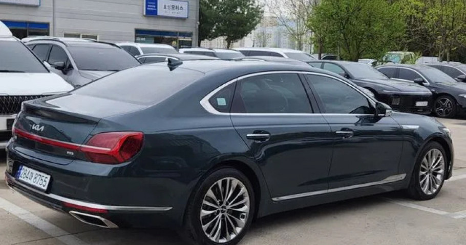 Kia K9 