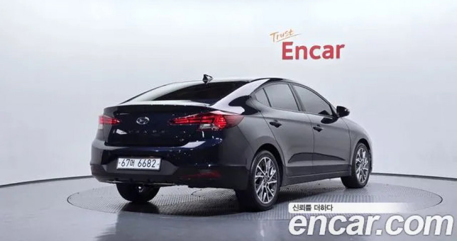 Hyundai Avante (Elantra) 