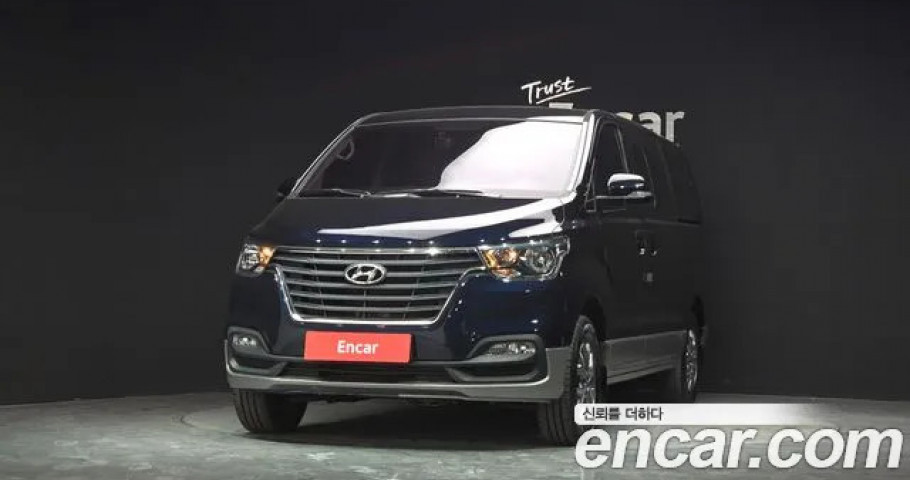 Hyundai Starex 