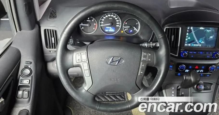 Hyundai Starex 