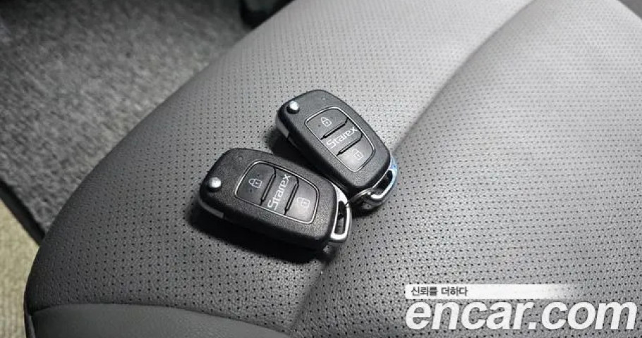 Hyundai Starex 