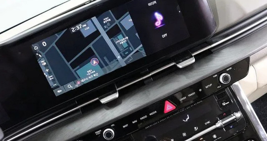 Kia Carnival 