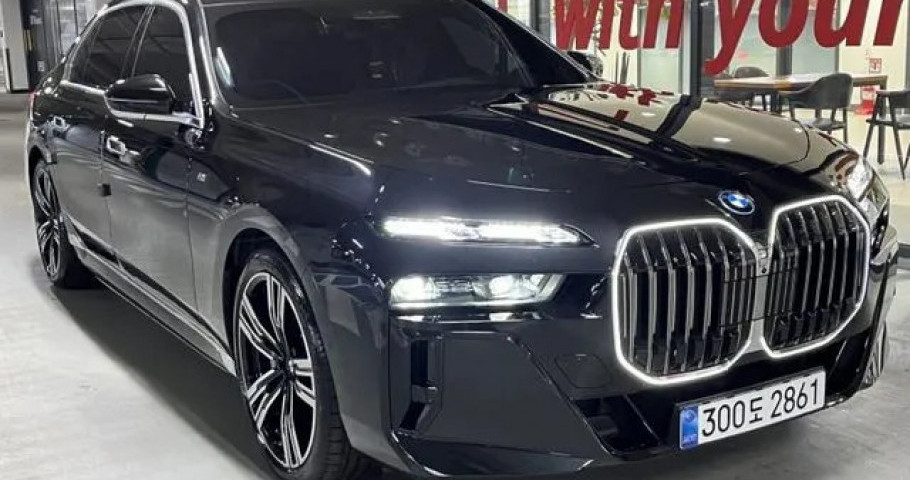 Bmw 7-Series 