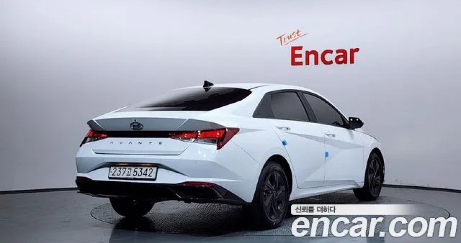 Hyundai Avante (Elantra) 
