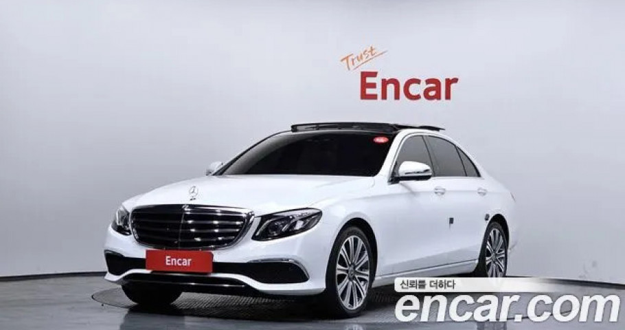 Mercedes-Benz E-Class 