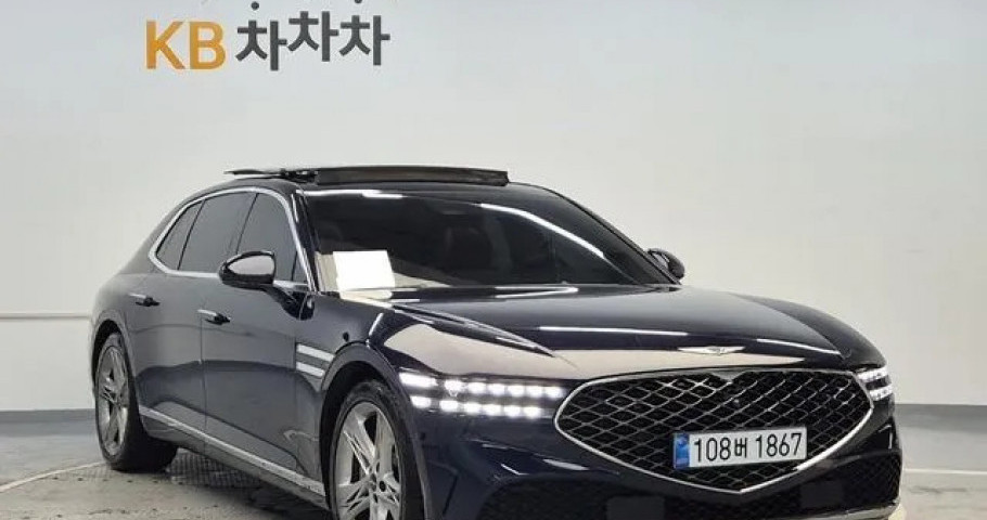 Genesis G90 