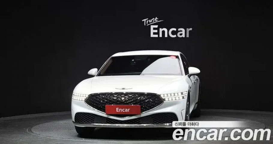 Genesis G90 