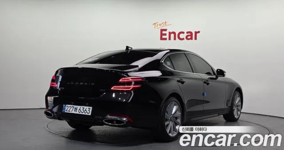 Genesis G70 