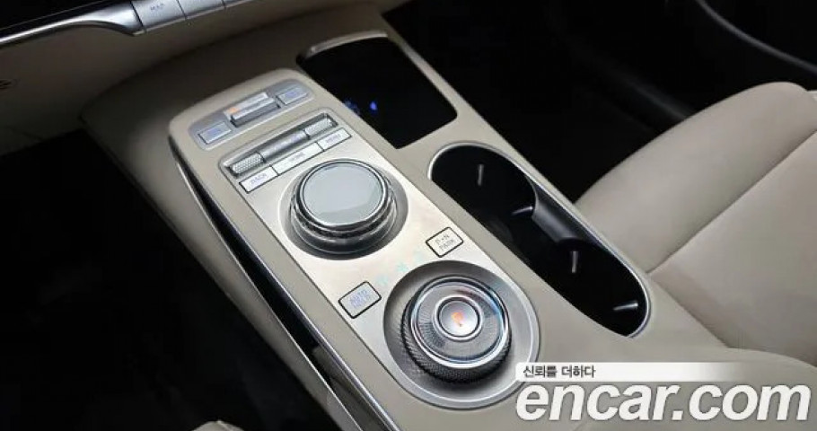 Genesis Gv70 