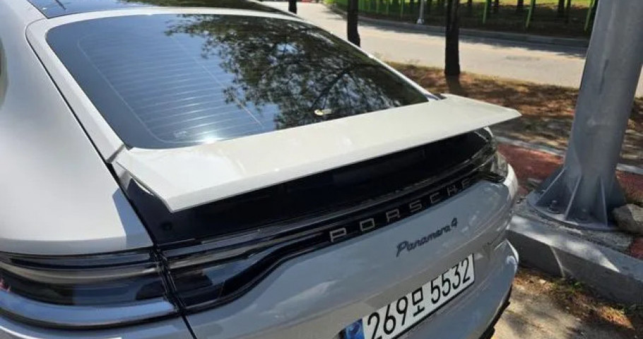 Porsche Panamera 