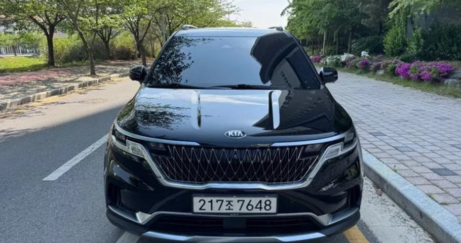 Kia Carnival 